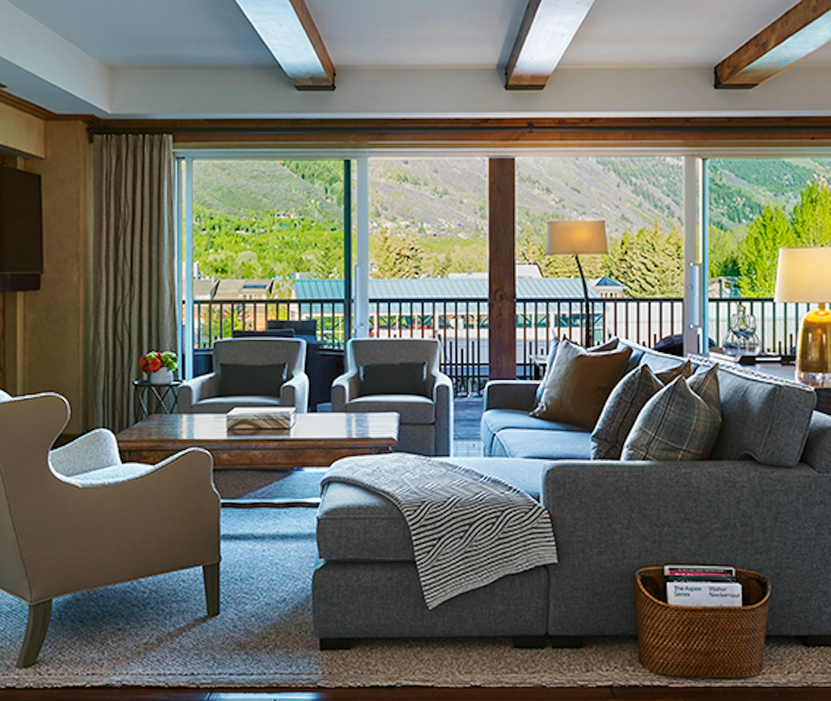 Residences at The Little Nell 13/29