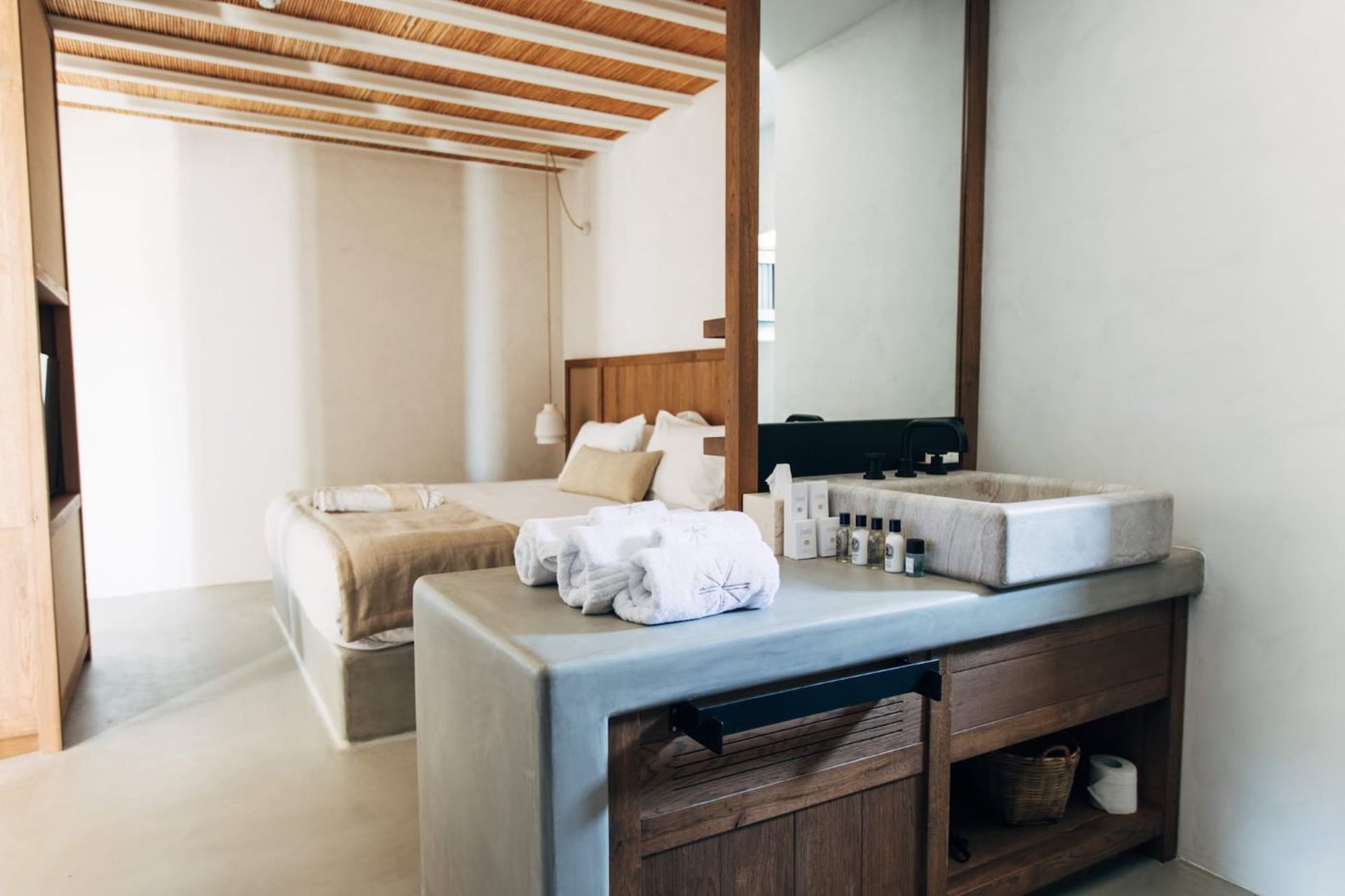 Branco Mykonos 23/23