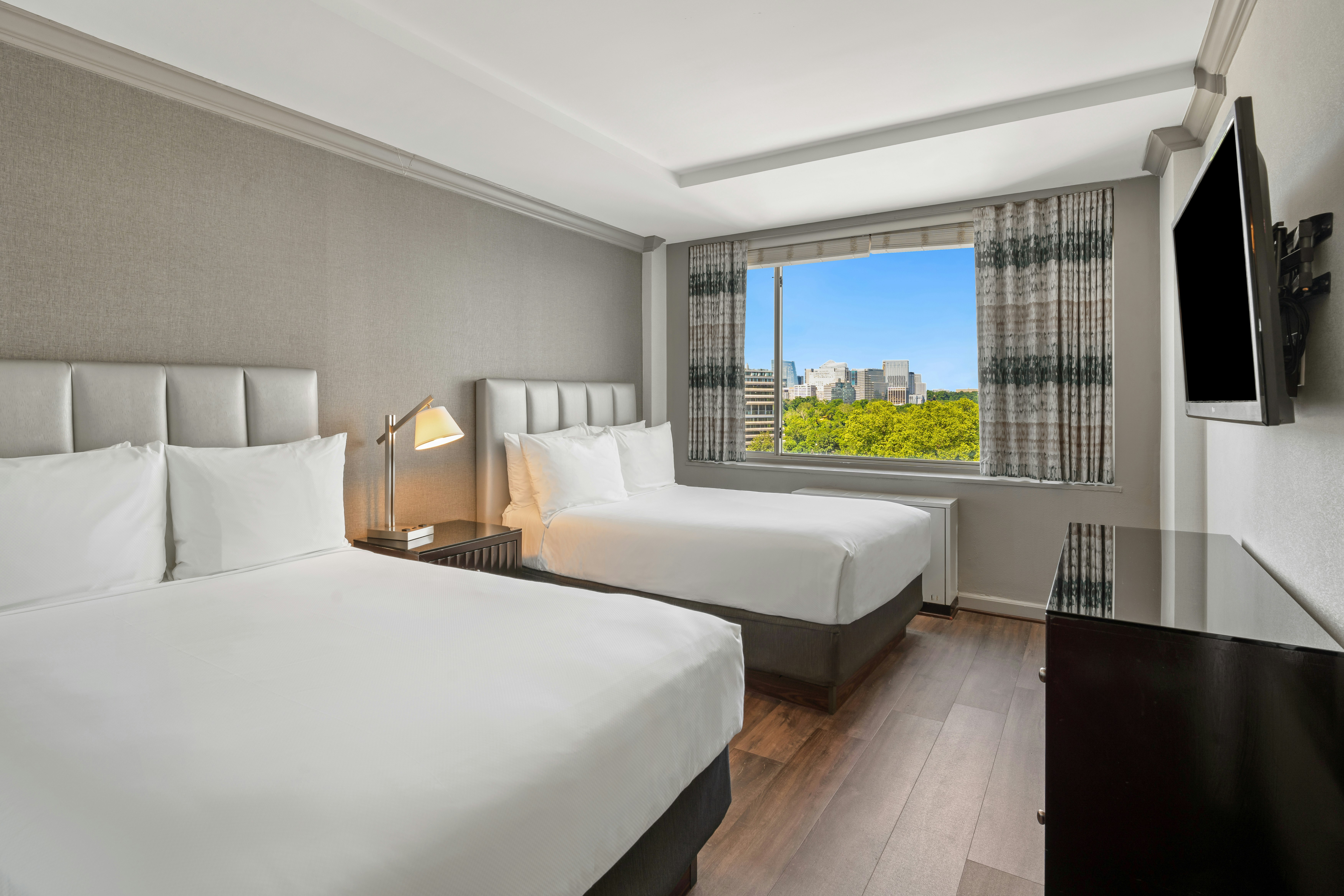1 BEDROOM, SUITE, DOUBLE BED