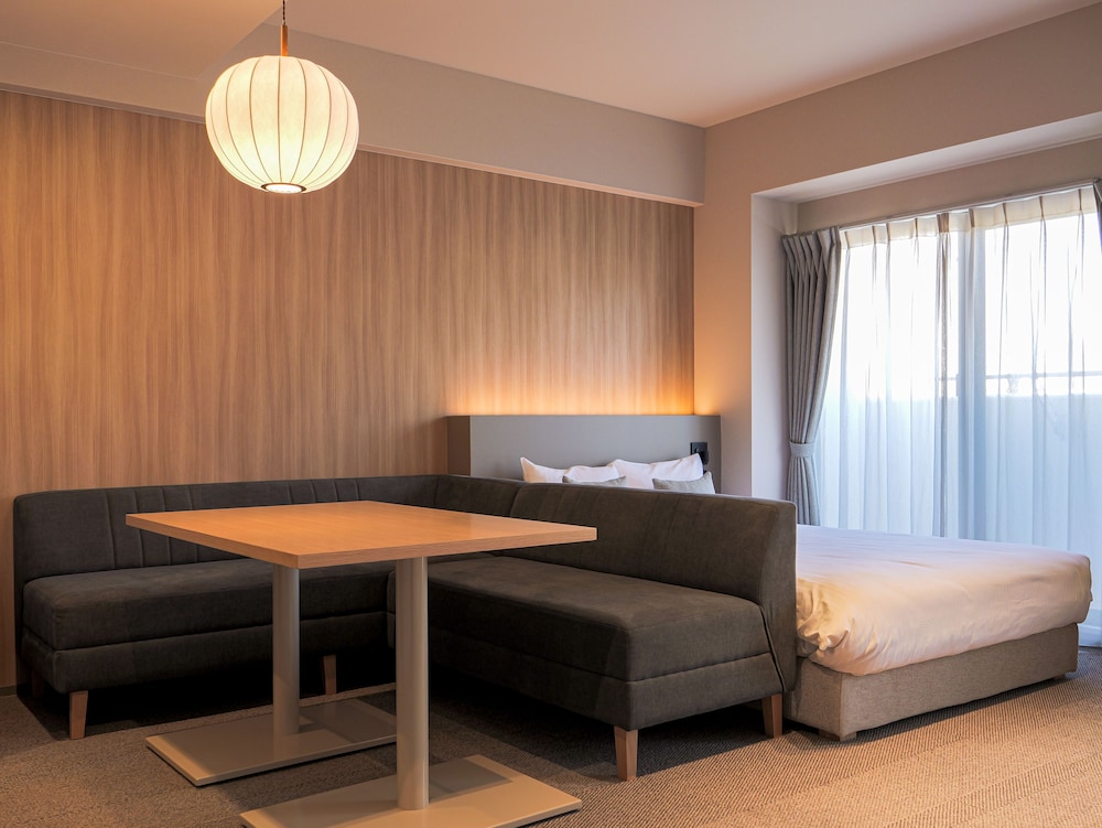 Nico Hotel 36/50