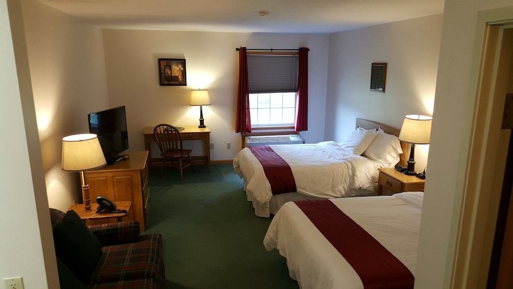 Brook Pointe Inn 21/53