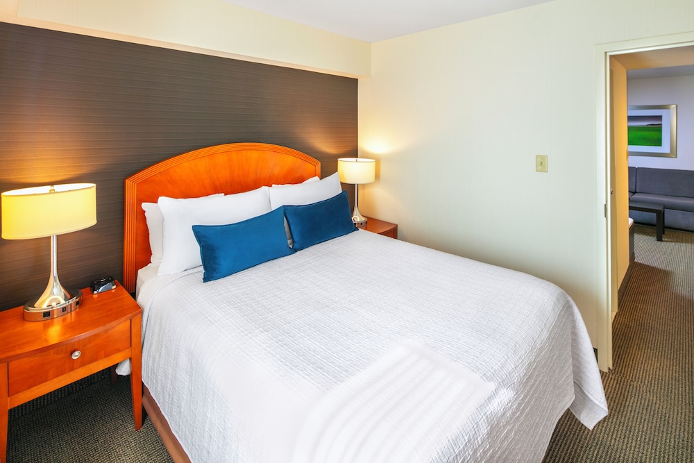 CAMBRIDGE SUITES HALIFAX HOTEL 25/64