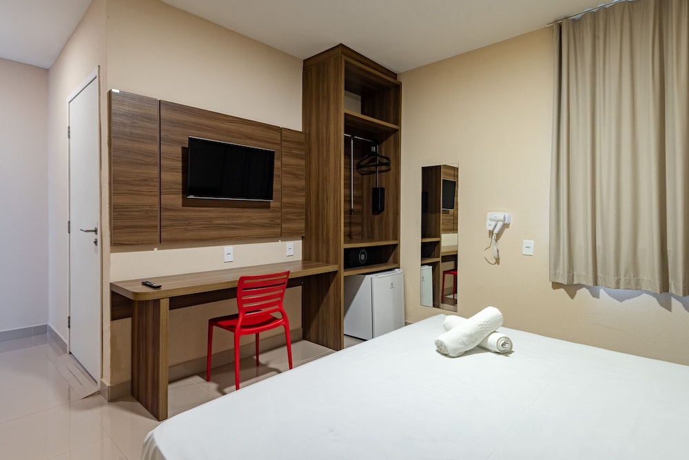 Hotel Santos Dumont Aeroporto SLZ 18/45