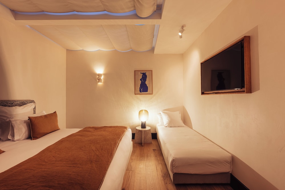 1 BEDROOM, APARTMENT, KITCHEN