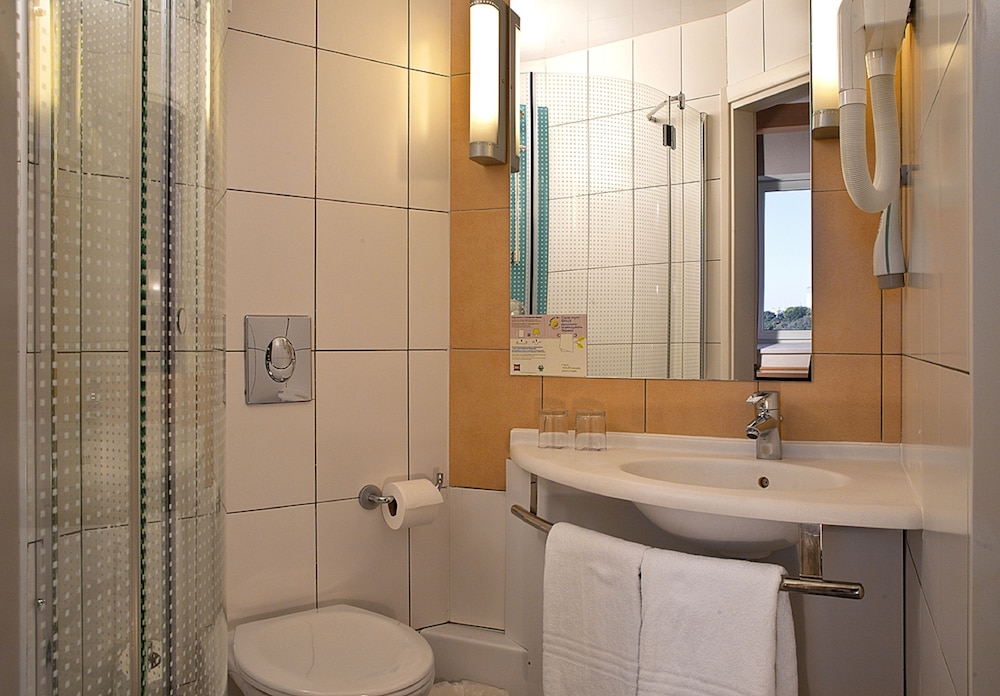 Ibis Kiev City Center 47/47