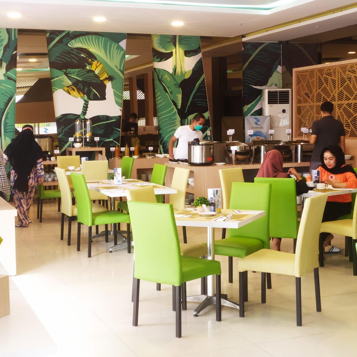 Zenith Hotel Kendari 24/43