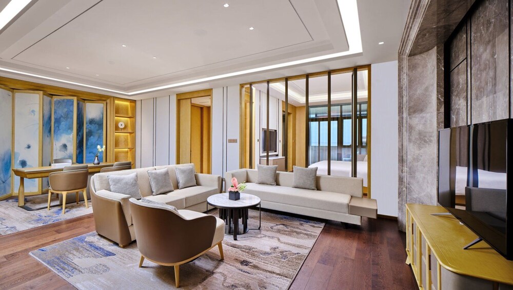 Hualuxe Suzhou Bay Hot Spring Resort 42/72