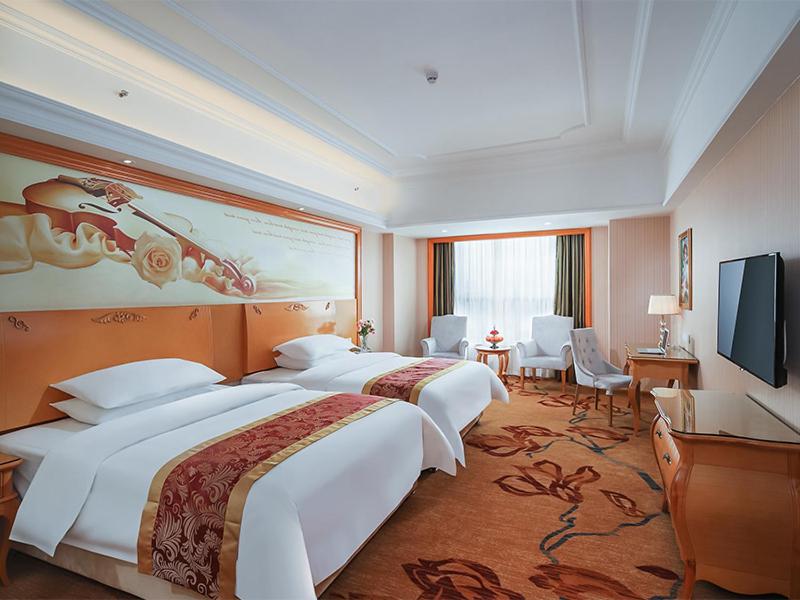 Vienna International Hotel (Wuxi Huishan Yanqiao Metro Station) 13/25