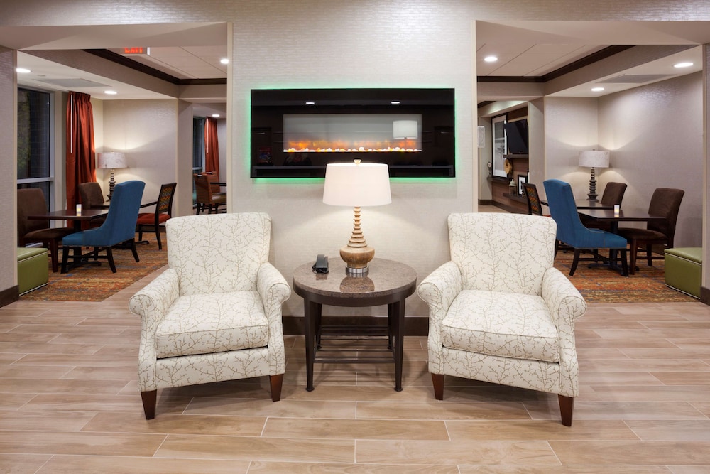 Hampton Inn Bloomington West 25/41