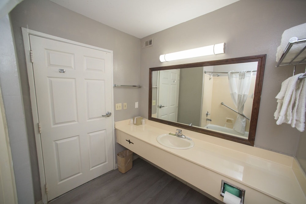 Motel6 New Iberia, LA 56/58