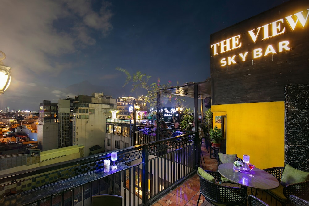 Trang Trang Premium Hotel 2/70