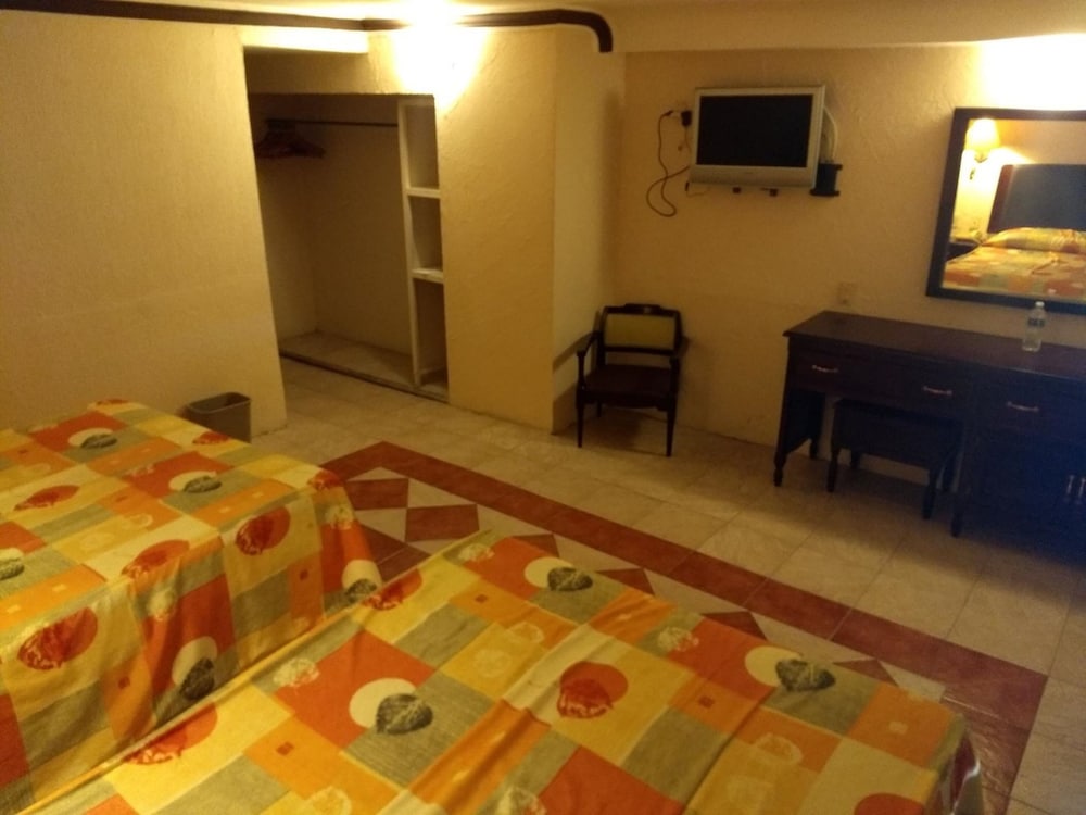 Hotel Acuario de Veracruz 6/21