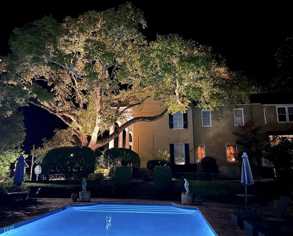 Anchuca Historic Mansion & Inn 28/49