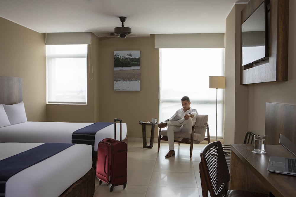 CASA ANDINA SELECT PUCALLPA 46/68