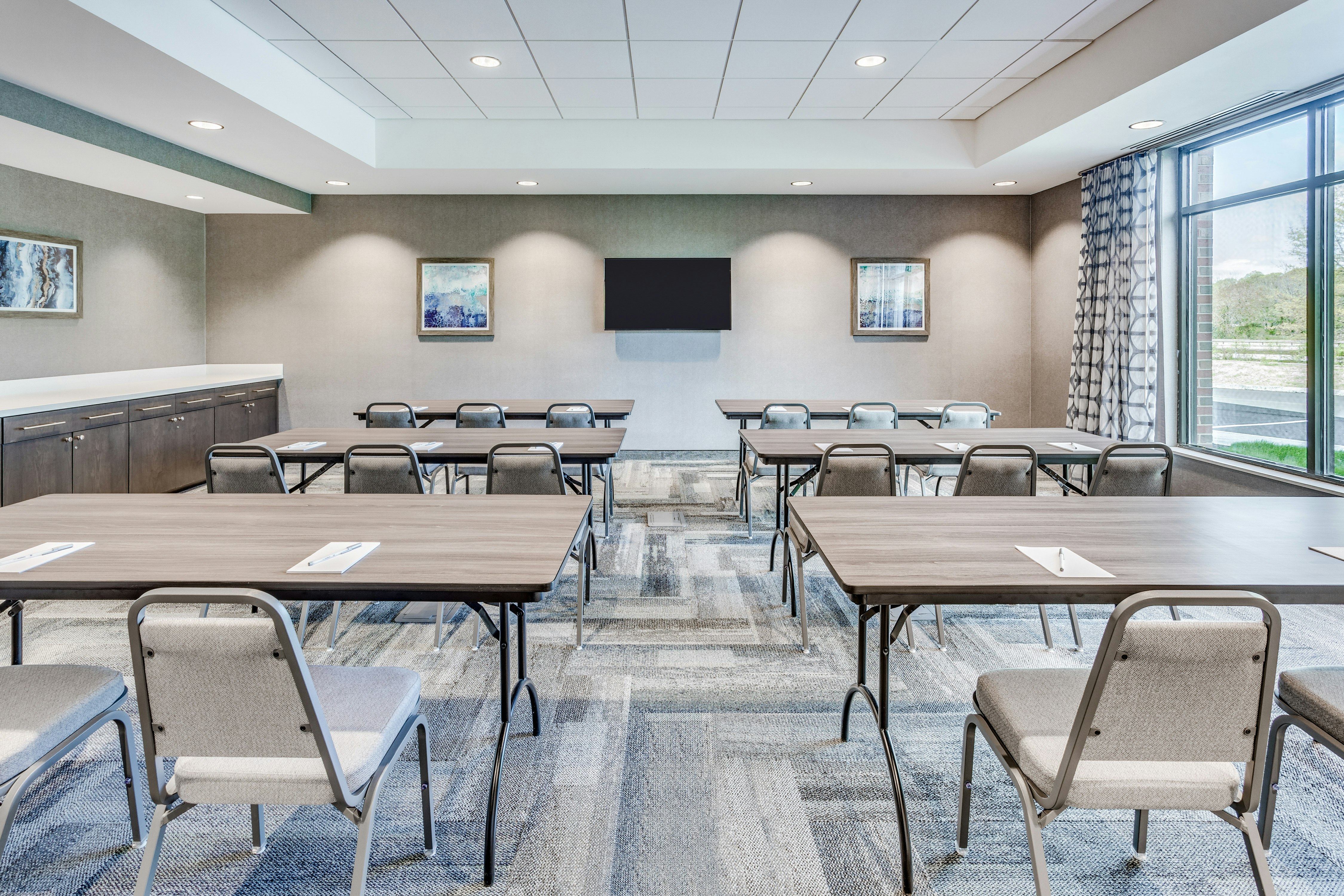 Hampton Inn & Suites Kittery-Portsmouth 38/45