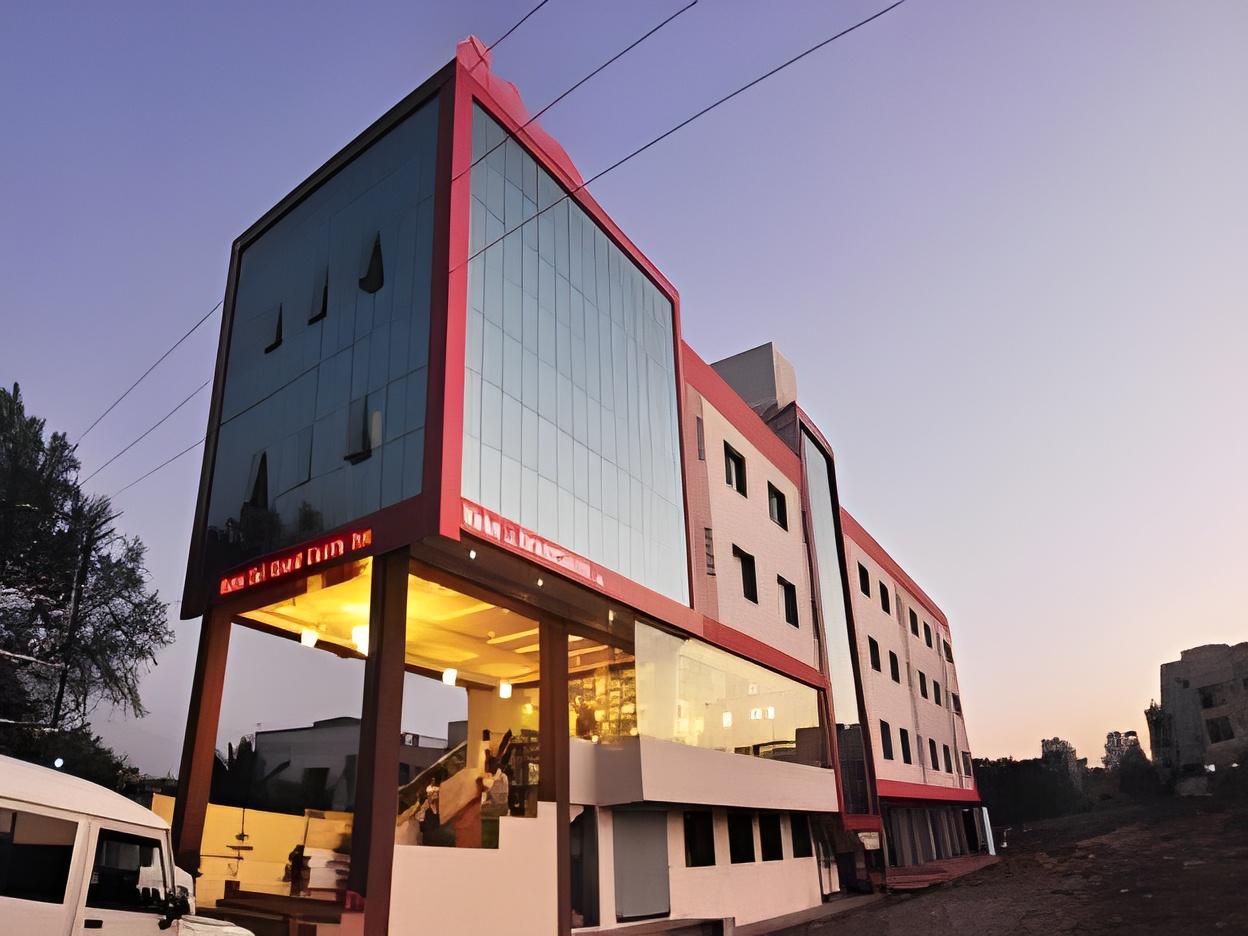 غرفة تُحدَّد عند الوصول