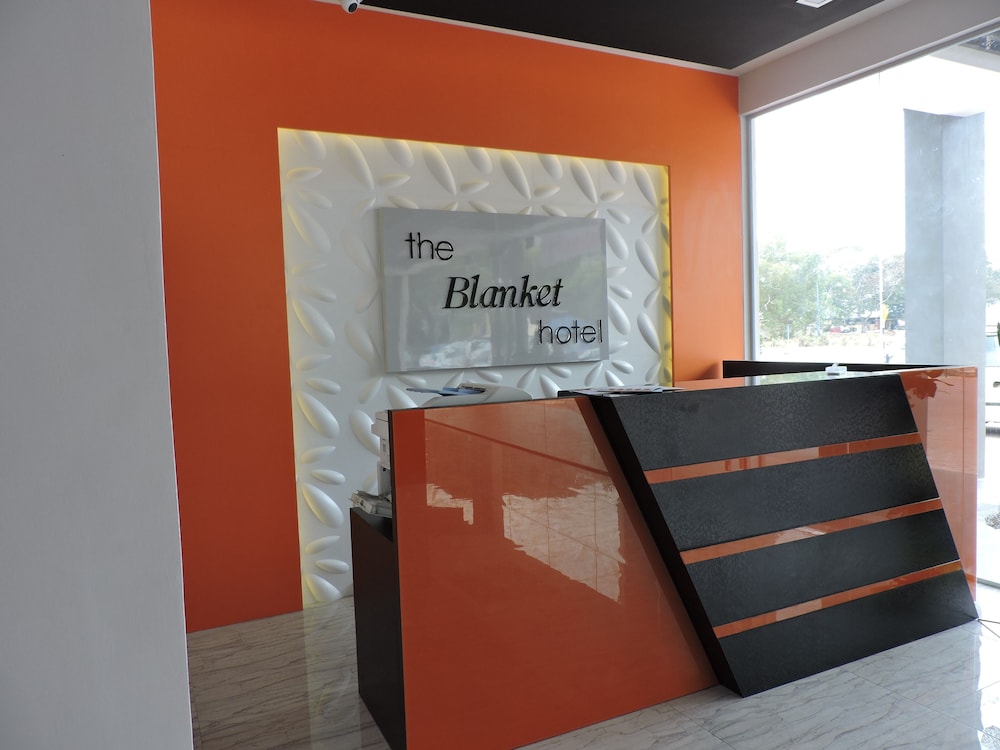 The Blanket Hotel 12/45
