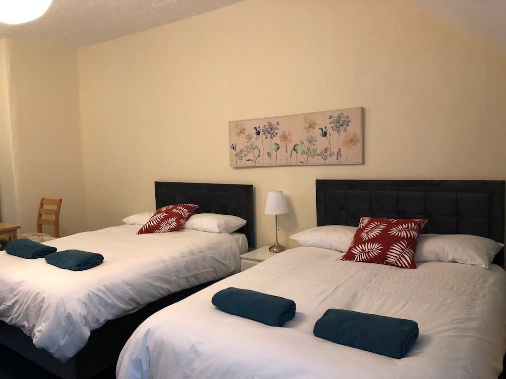 OYO Regency Guest House Manchester North 23/43