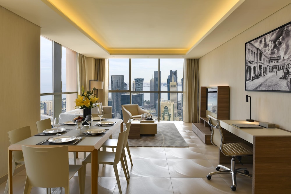 Voco Doha West Bay Suites 77/100