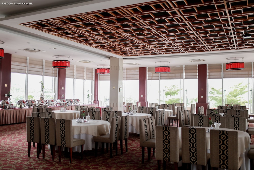 Sai Gon Dong Ha Hotel 53/73