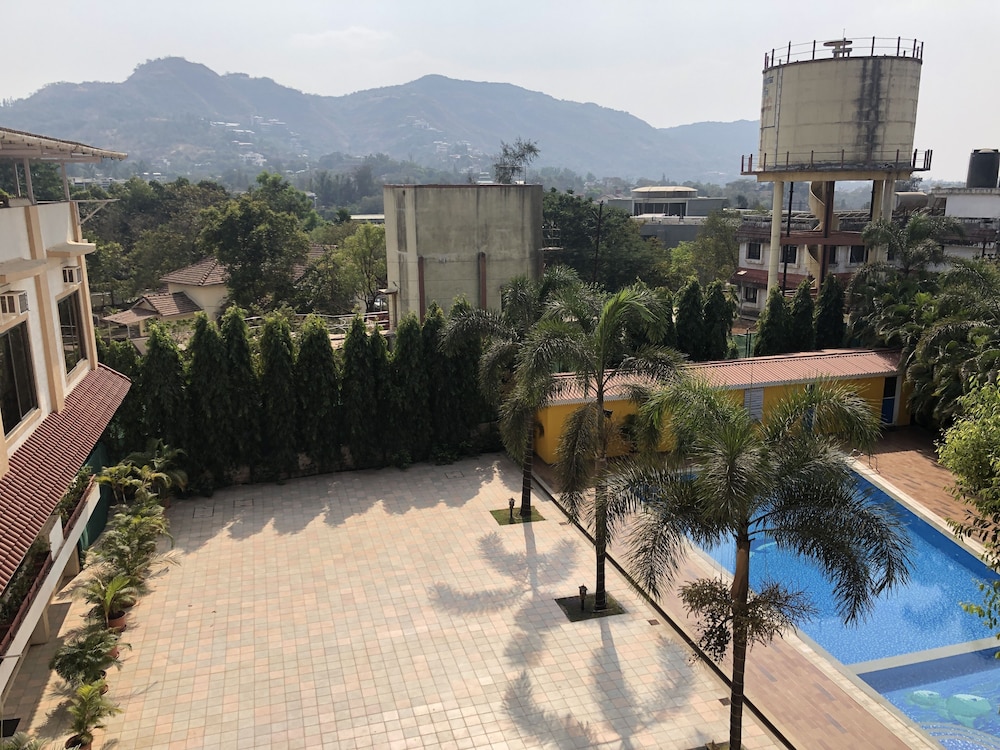 Resort Silver Hills 46/50