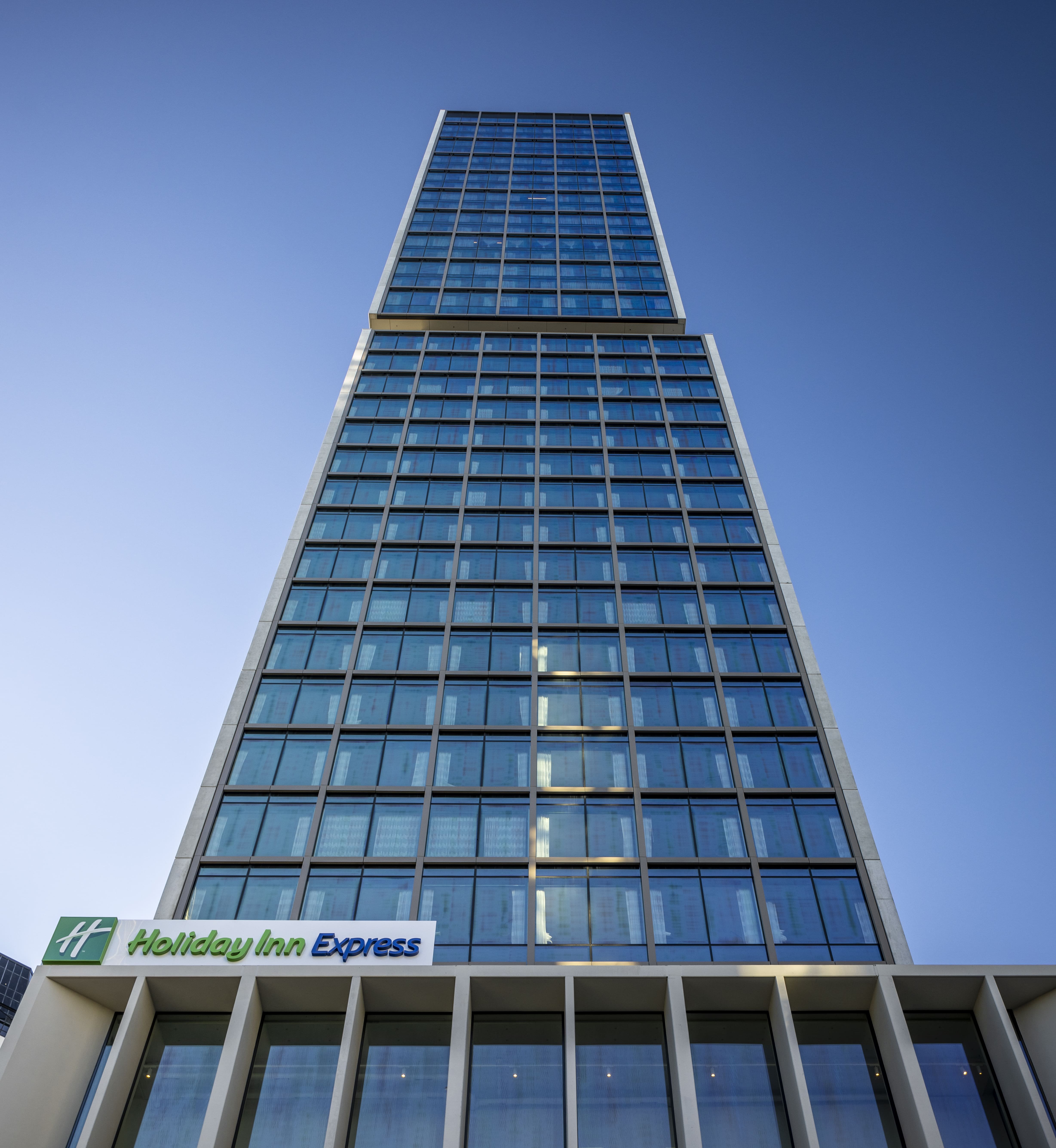 Holiday Inn Express Auckland City Centre 2/58