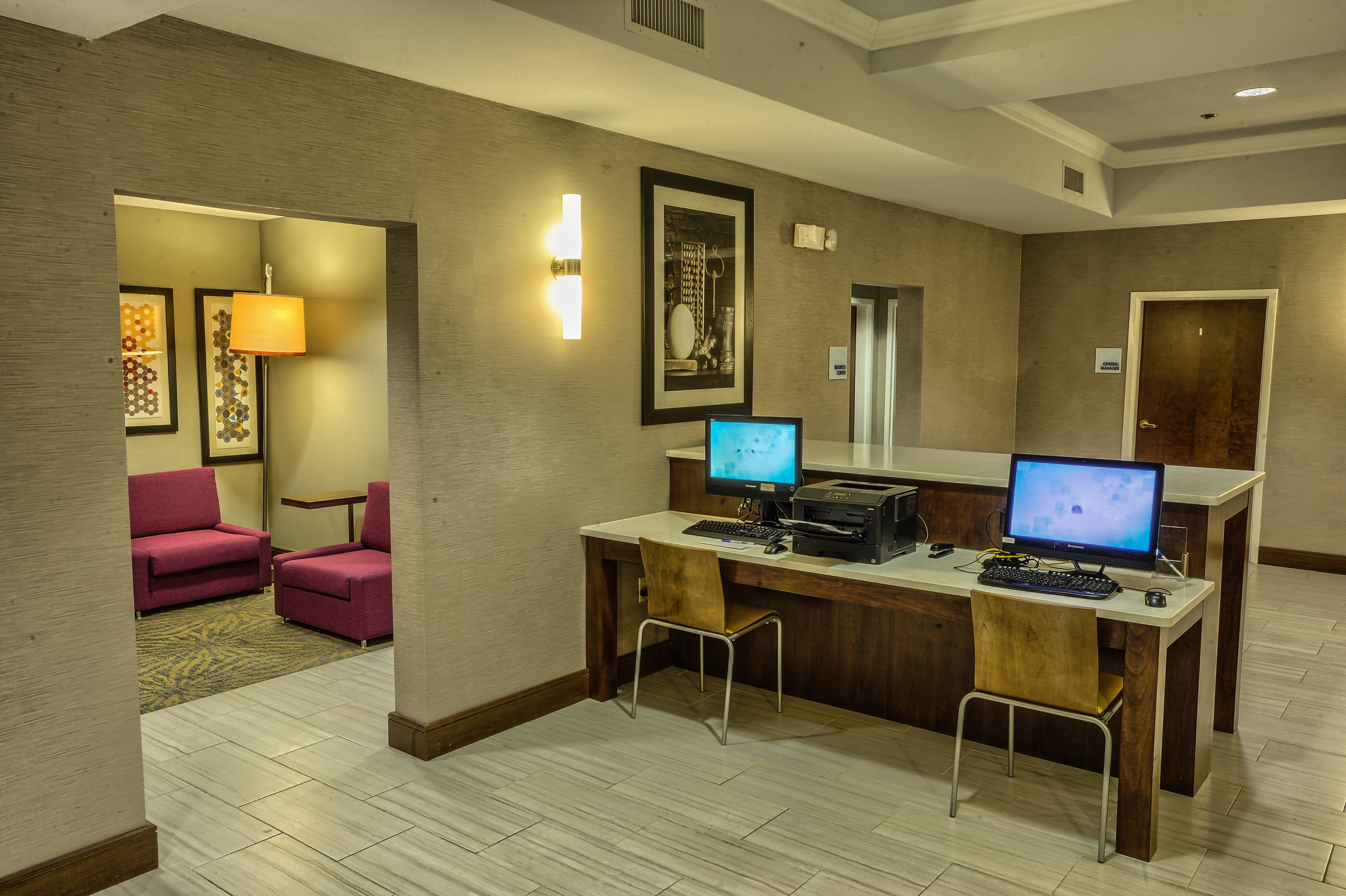 Holiday Inn Express Hotel Suites Pell City 67/71