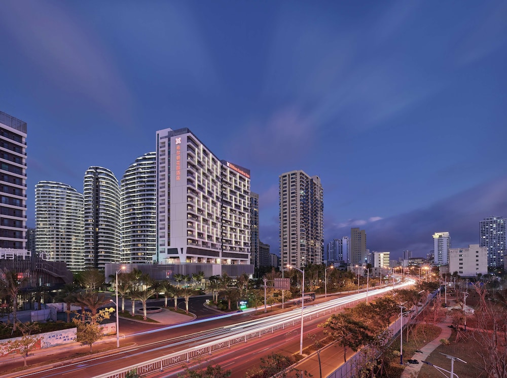 Hilton Garden Inn Sanya 3/43