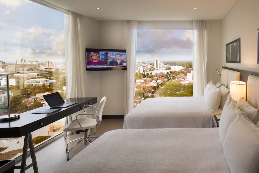 Hampton By Hilton Santa Cruz Equipetrol 36/56