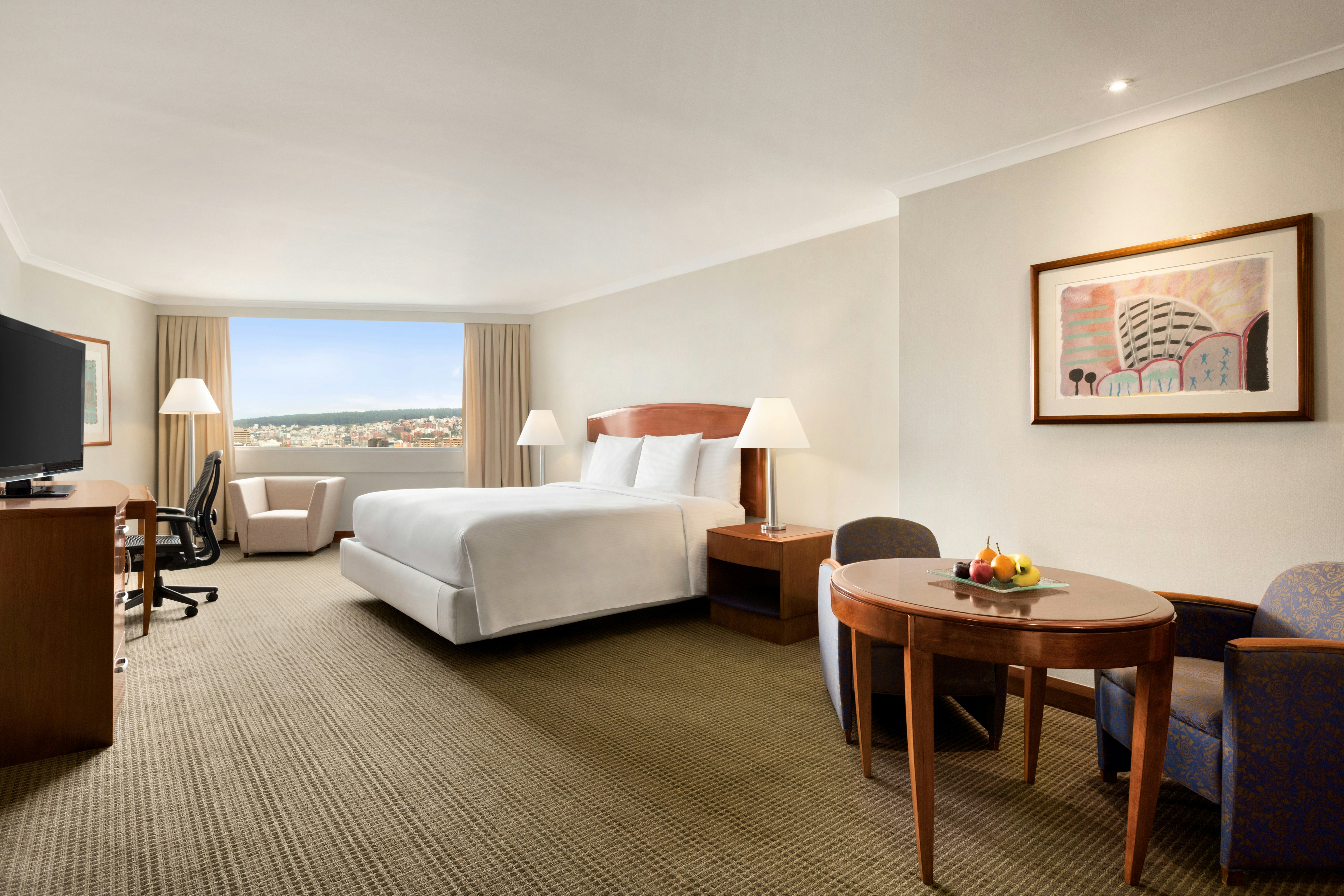 JUNIOR SUITE, KING BED