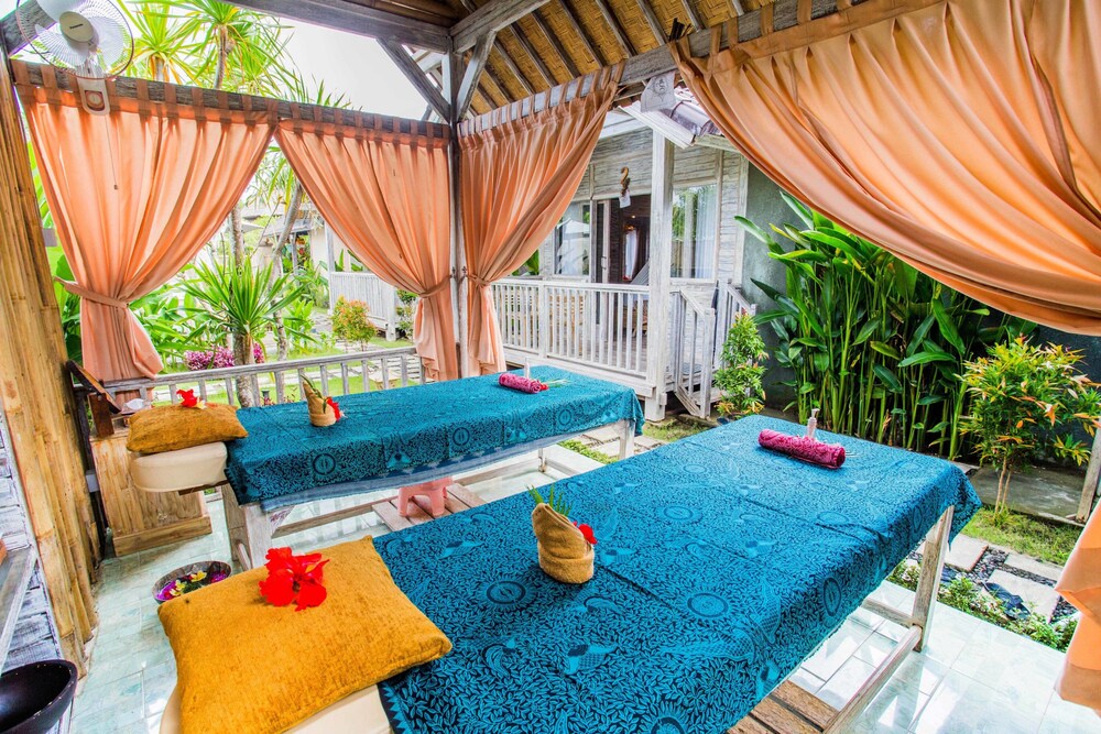 The Syron Huts Lembongan 28/45