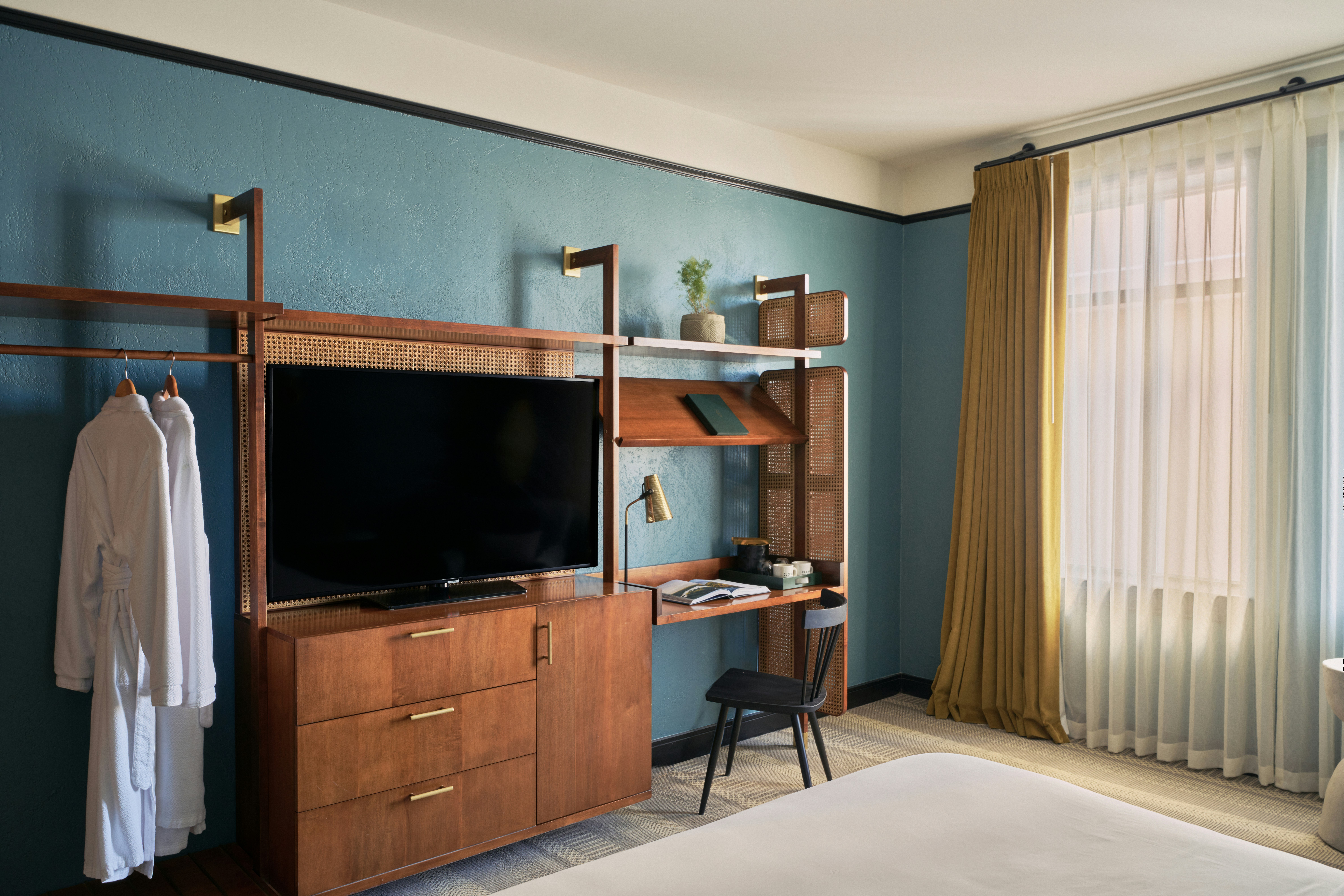 Emeline Hotel 42/50