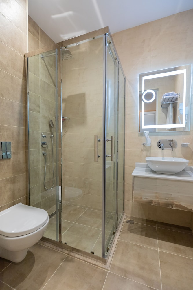 Merida Hotel Baku 44/49