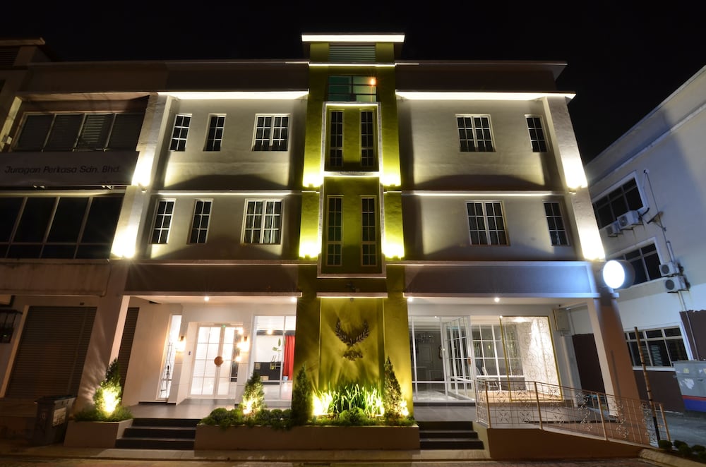 Havona Boutique Hotel at Mount Austin 1/48