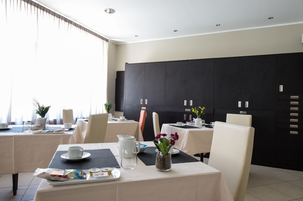 Hotel La Marina 40/63