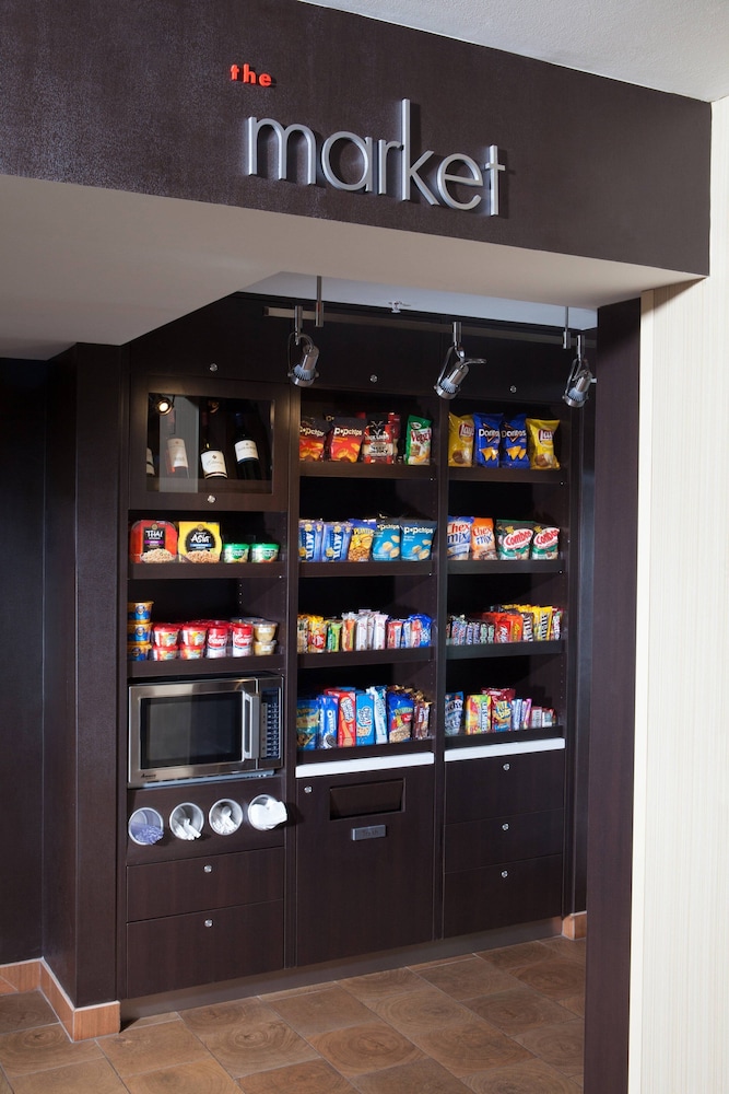 Courtyard By Marriott Burlington Williston 60/65