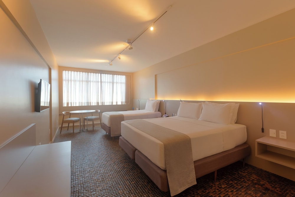 Ritz Lagoa Da Anta 17/62