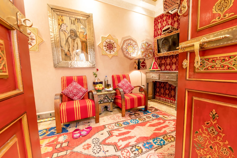 Riad Hikaya 5/50