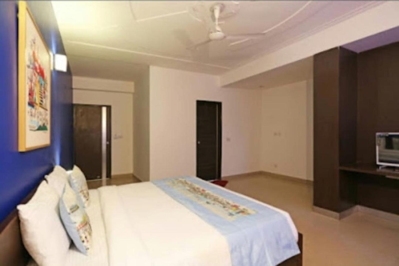 Oyo Rooms 766 Delhi Airport 15/29