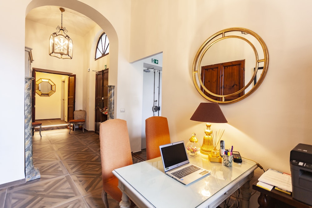 Palazzo Martellini Residenza D'epoca 39/52