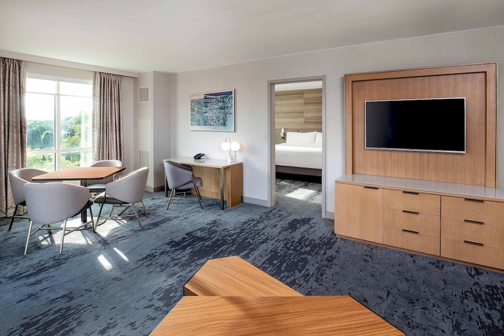 The Westin Annapolis 26/40