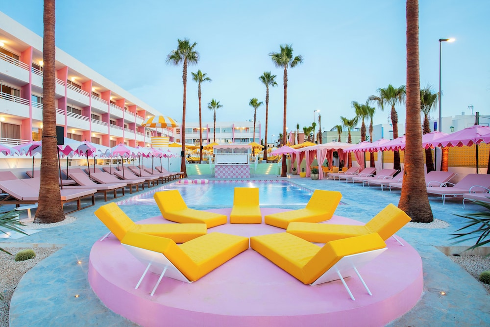 Los Felices Ibiza Adults Only 39/50