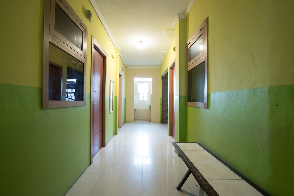 Hotel O Near Summarecon Mall Serpong in Curug