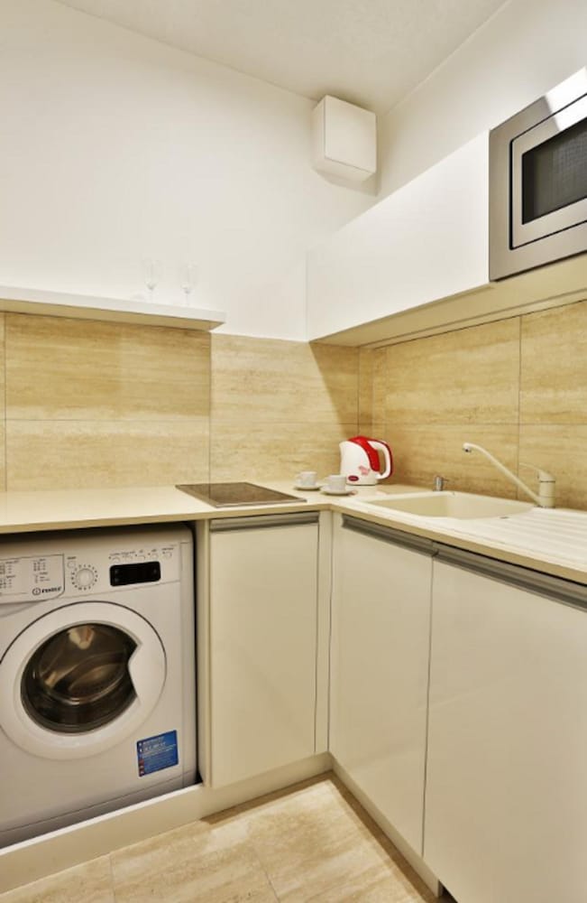 VIP Apartments 30/30