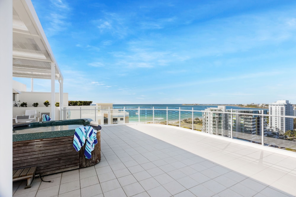 Aqua Vista Resort 43/50