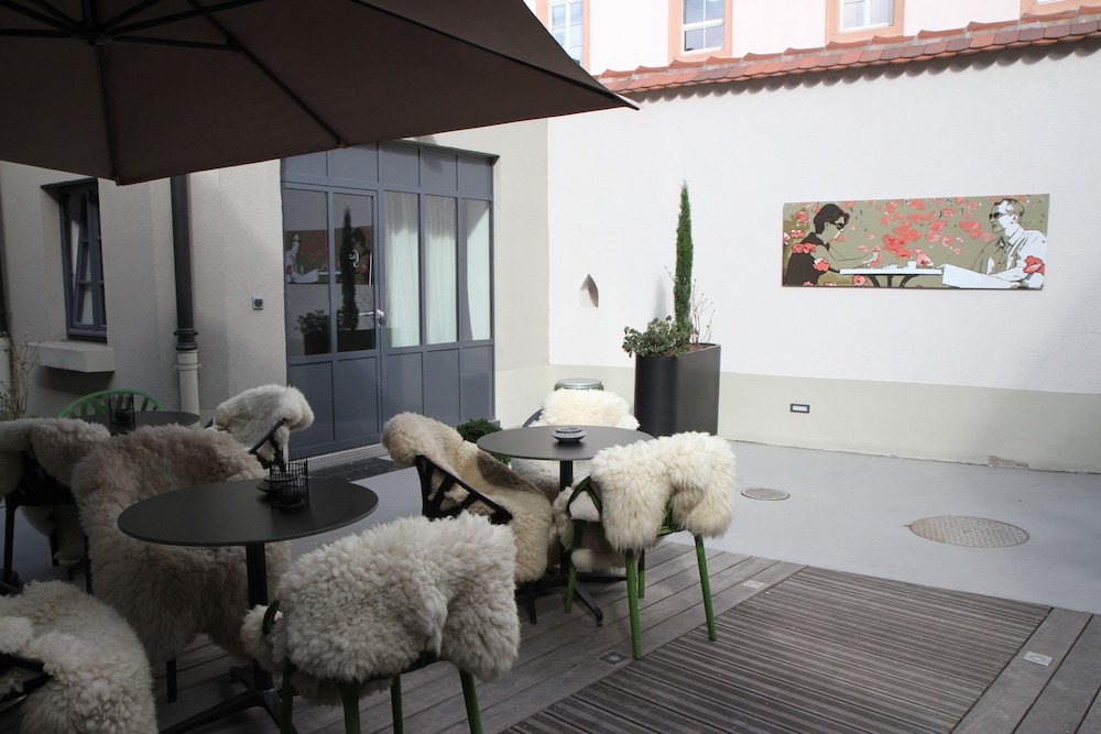Hotel Quatorze 44/59