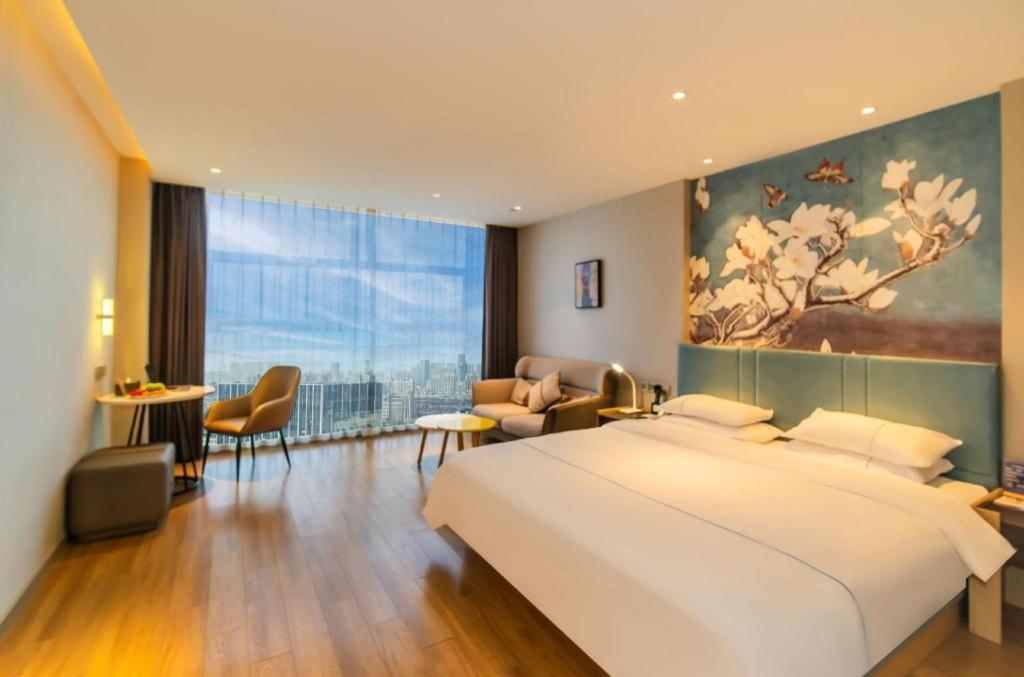 Magnotel (Tongxiang Shimao Center) 22/49