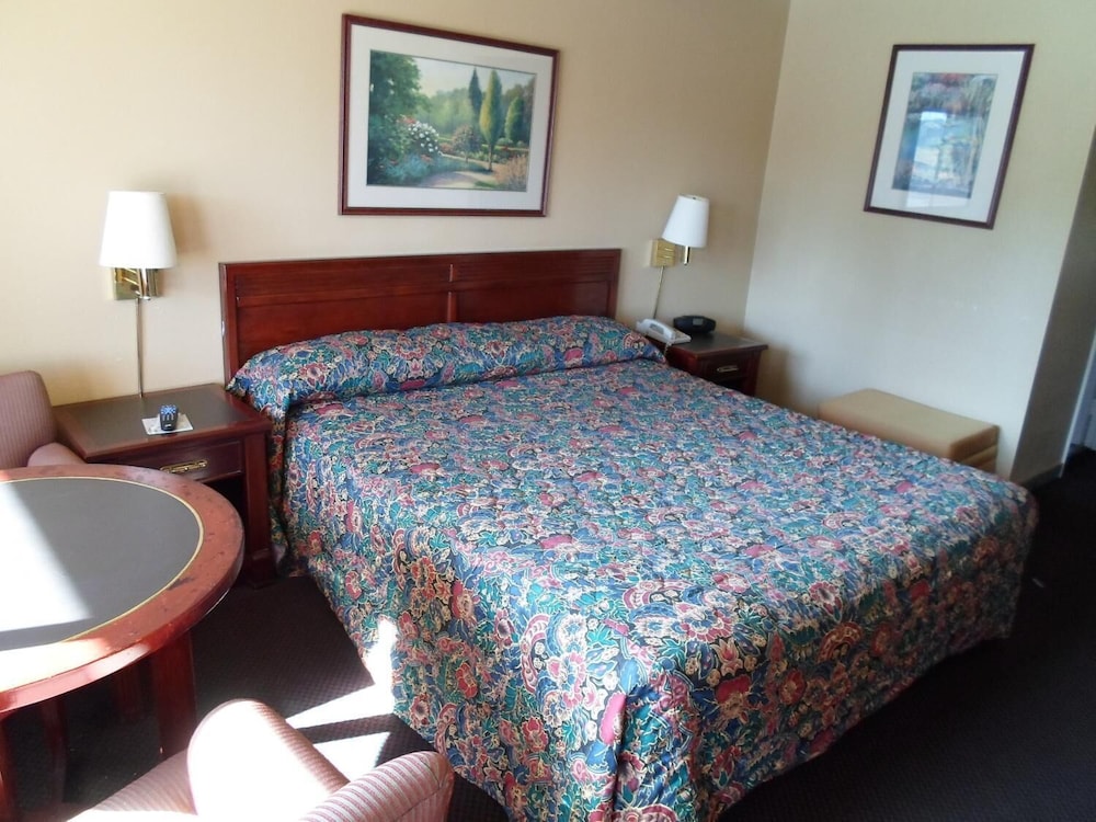 Heritage Inn 10/57