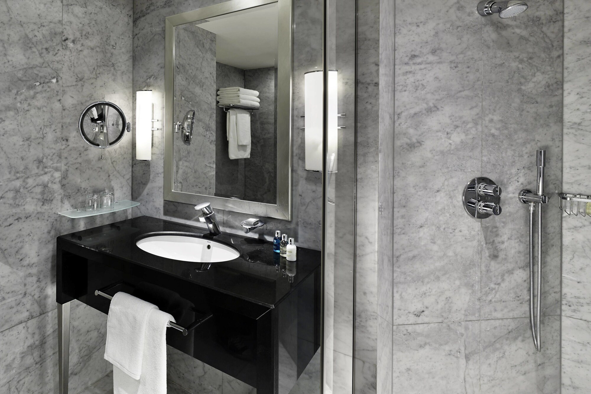 جناح تنفيذي بسرير كينج بغرفة نوم واحدة، The Park Tower Knightsbridge, a Luxury Collection Hotel, London 6/10