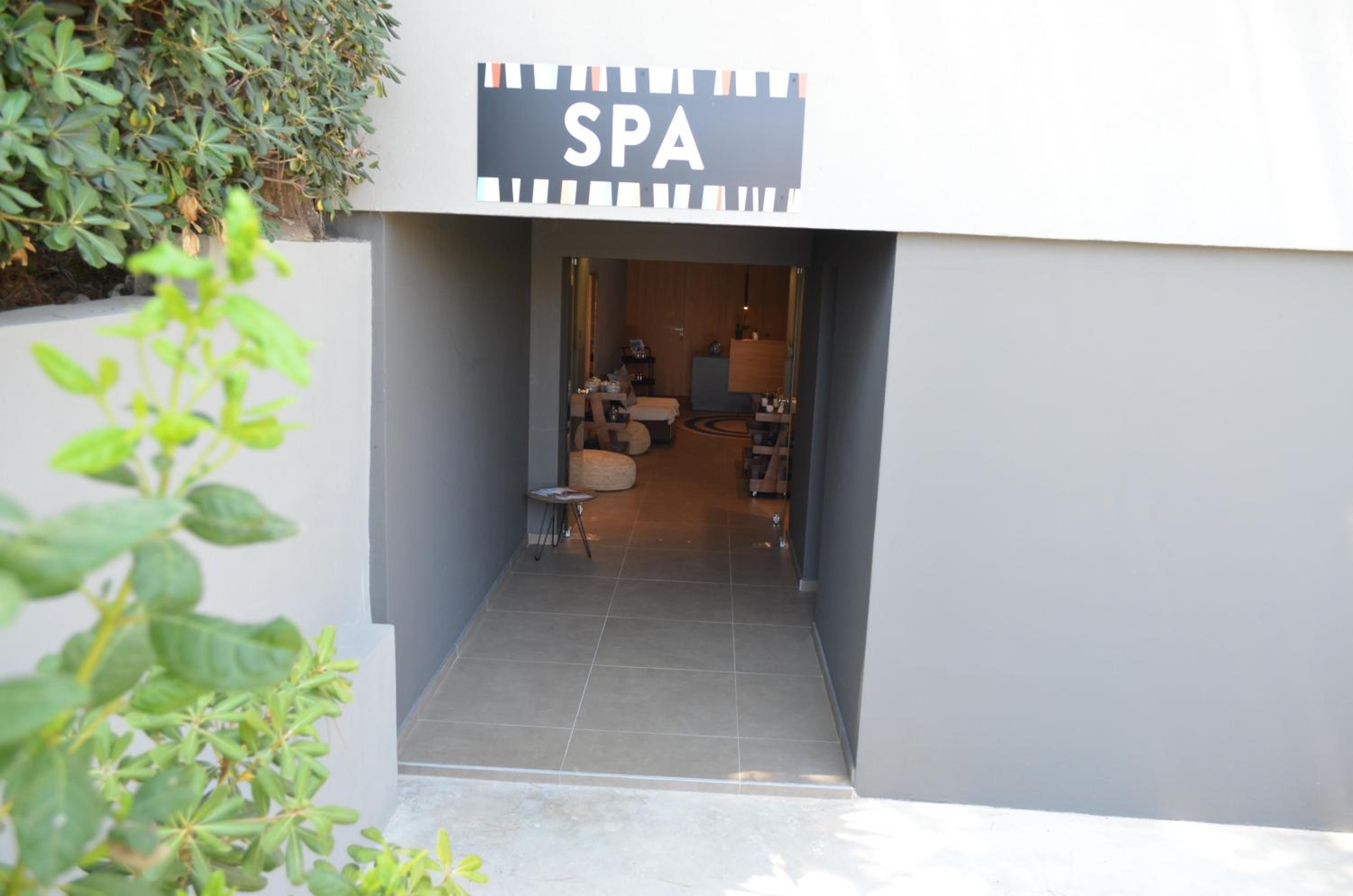 COOKS CLUB IALYSOS RHODES ADULTS ONLY 9/83